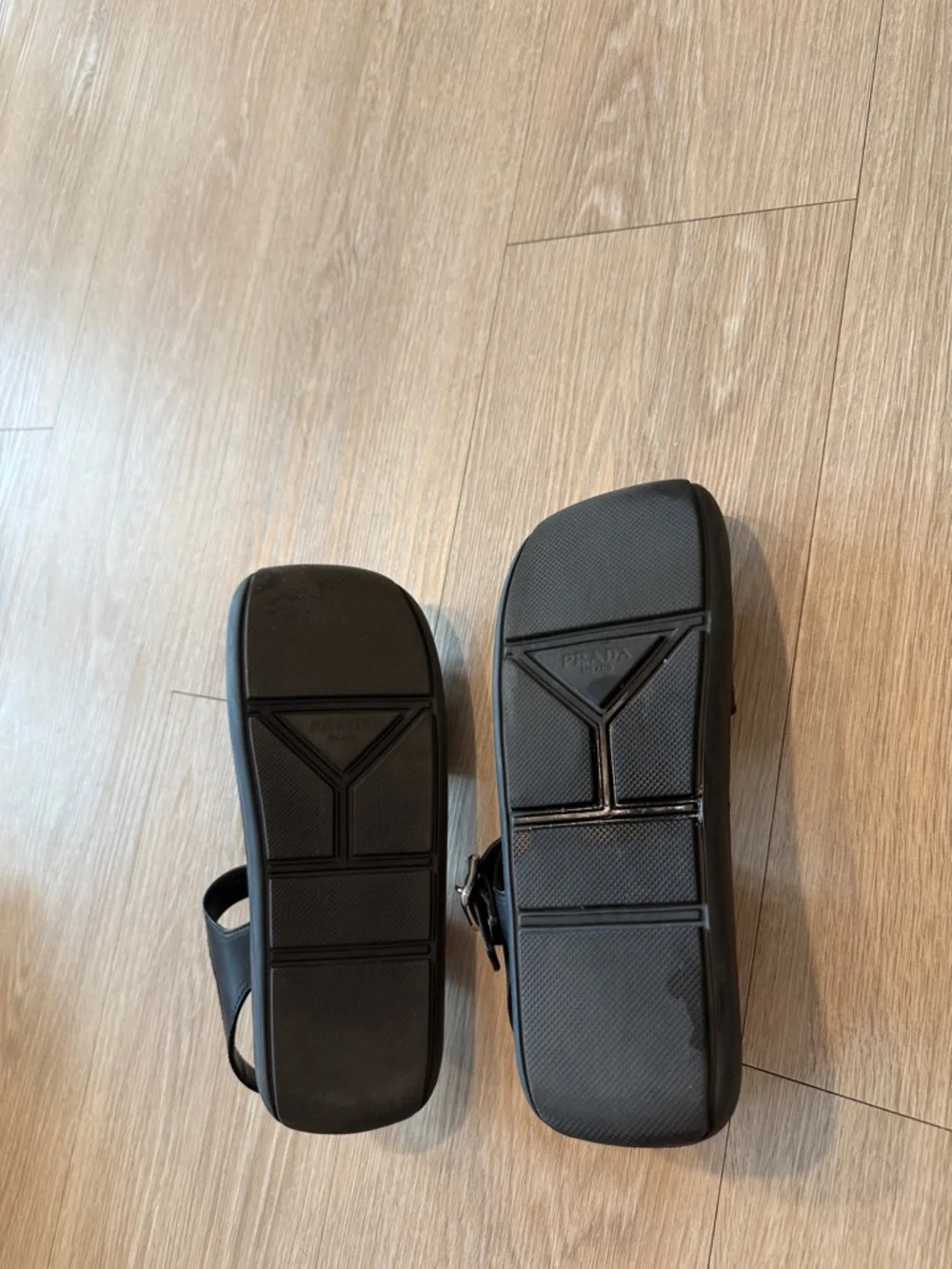 Prada Silver Sandal - Picture 4 of 5